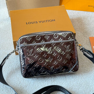 Louis Vuitton Leather Crossbody Bag Leather