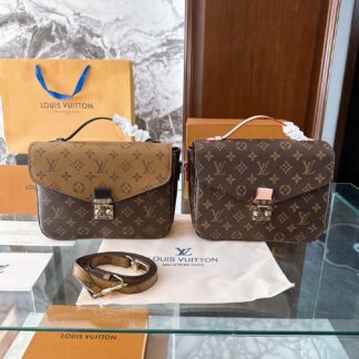 Louis Vuitton Pochette Metis Handbag