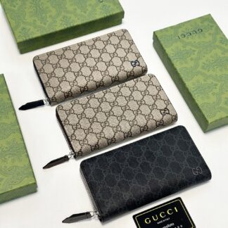 Gucci GG Supreme Wallet