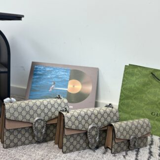 Gucci Dionysus Shoulder Bag