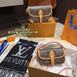 Louis Vuitton P215 25 15 P180 19 11 Scarf Small