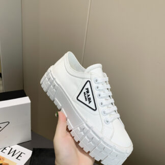 Prada sneaker
