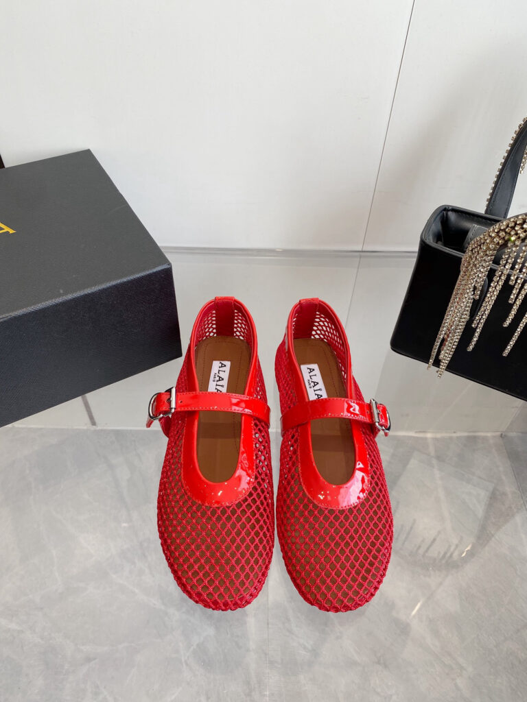 Alaia Shoes Piece editorial product context 1