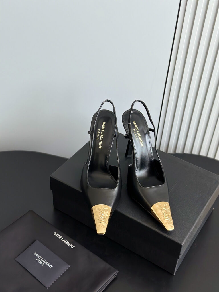 Saint Laurent Jeanne Slingback Smooth Leather Pumps 11 cm editorial product context 1
