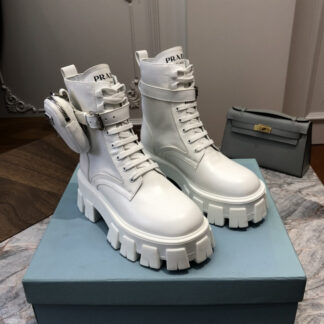 Prada sneaker