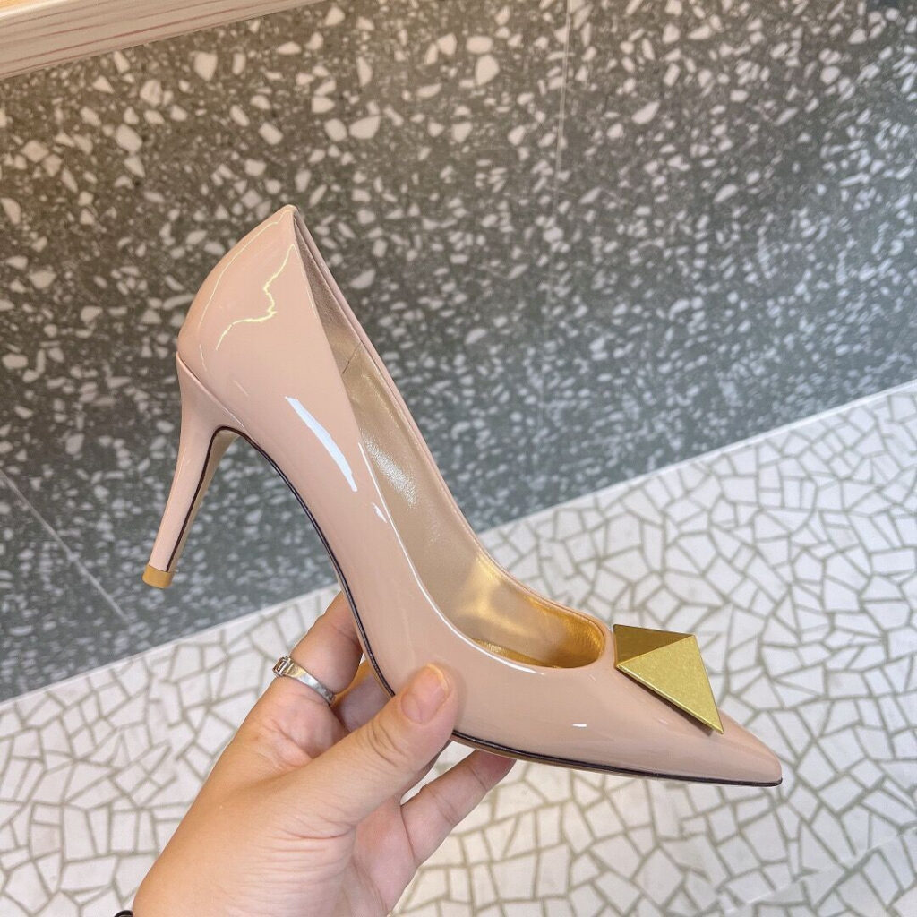 Valentino One Stud Patent Pump Leather Pumps 10 cm editorial product context 1