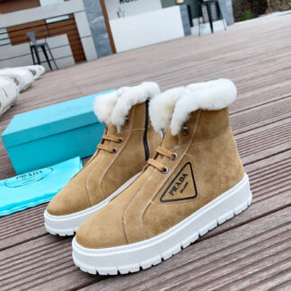 Prada sneaker