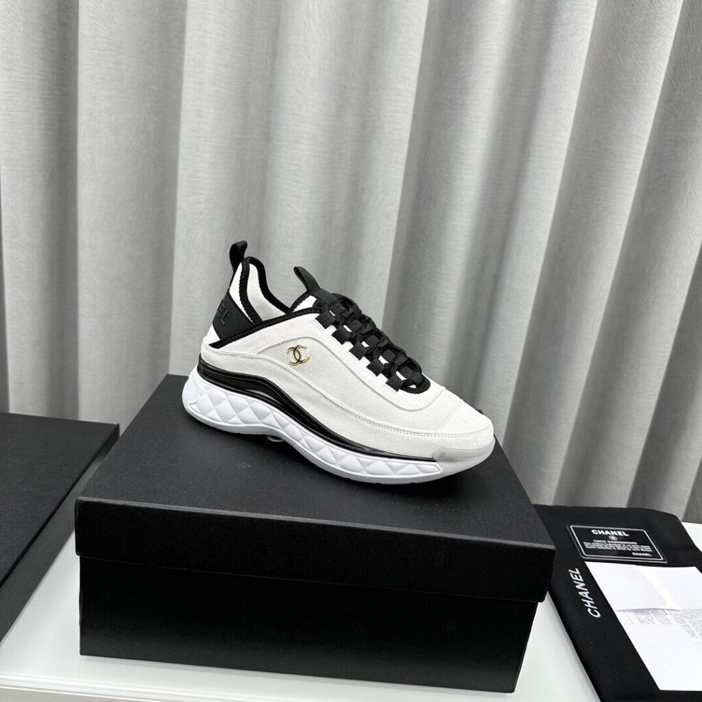 Cl Sneakers editorial product context 1