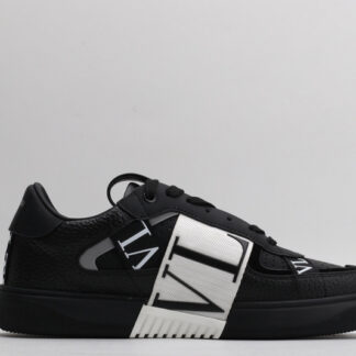 Valentino AMINA MUADDI Begum 'Glass' Slingback Pumps