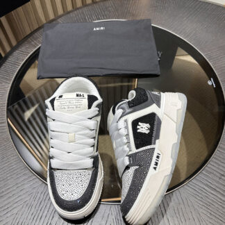 Louis Vuitton sneakerina