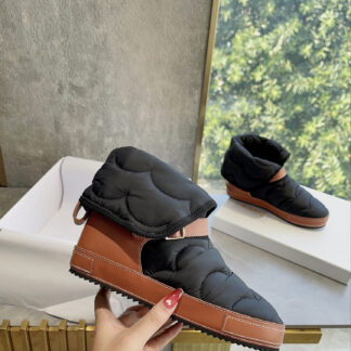 CHLOÉ maxie padded bootie