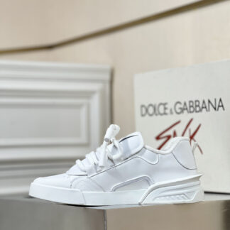 Miu Miu x new balance sneaker