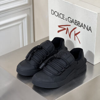 Loewe L0ew* ballet runner