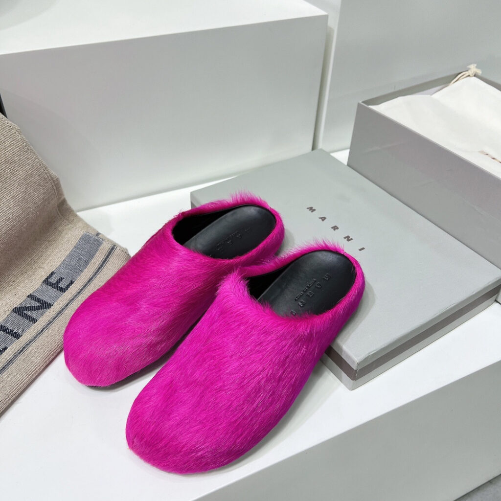 Marni Fuchsia Long Hair Fussbett Sabot Calfskin Leather Piece editorial product context 1