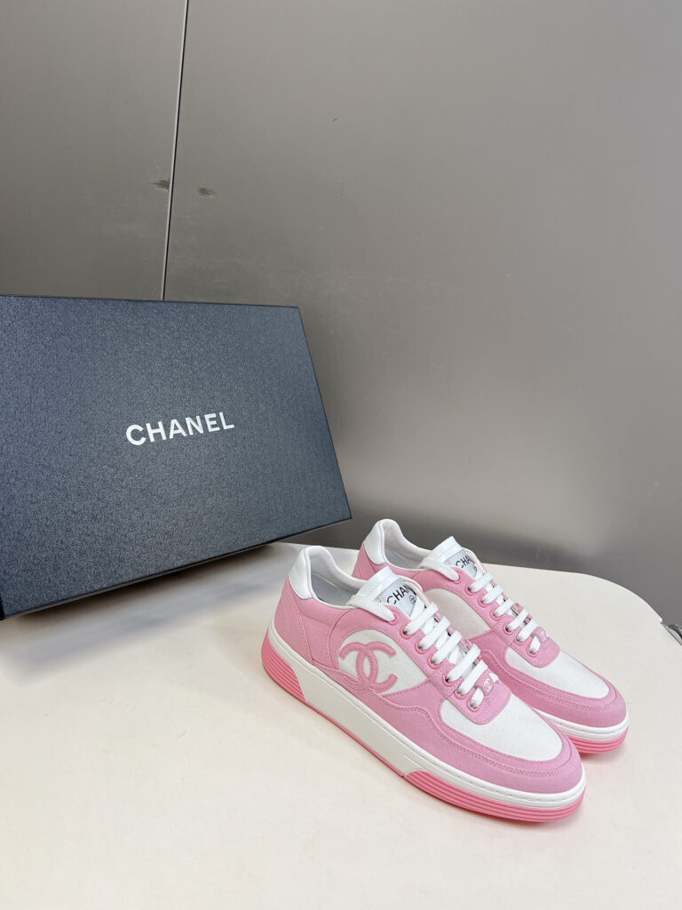 Cl Sneakers editorial product context 1