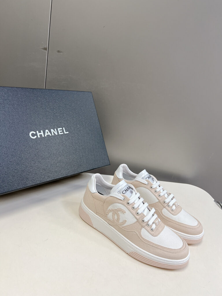 Cl Sneakers editorial product context 1