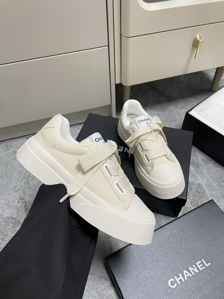 Cl Sneakers editorial product context 1