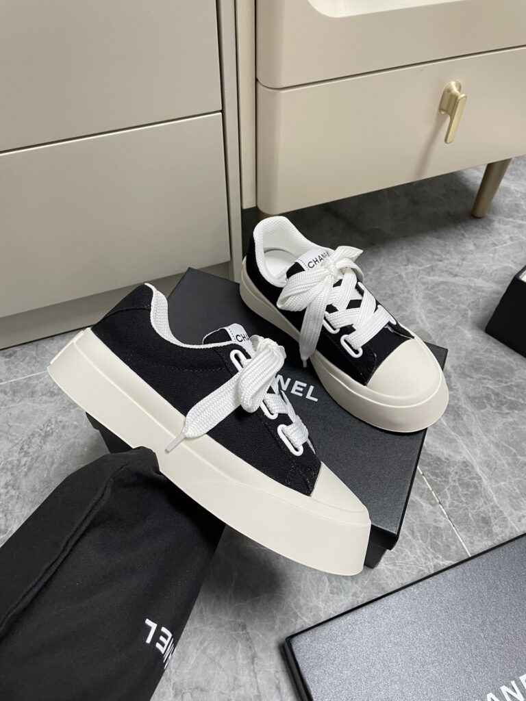 Cl Sneakers editorial product context 1