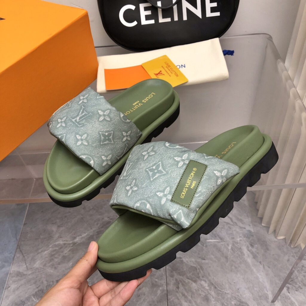 Louis Vuitton Pool Pillow Comfort Mule Piece editorial product context 1