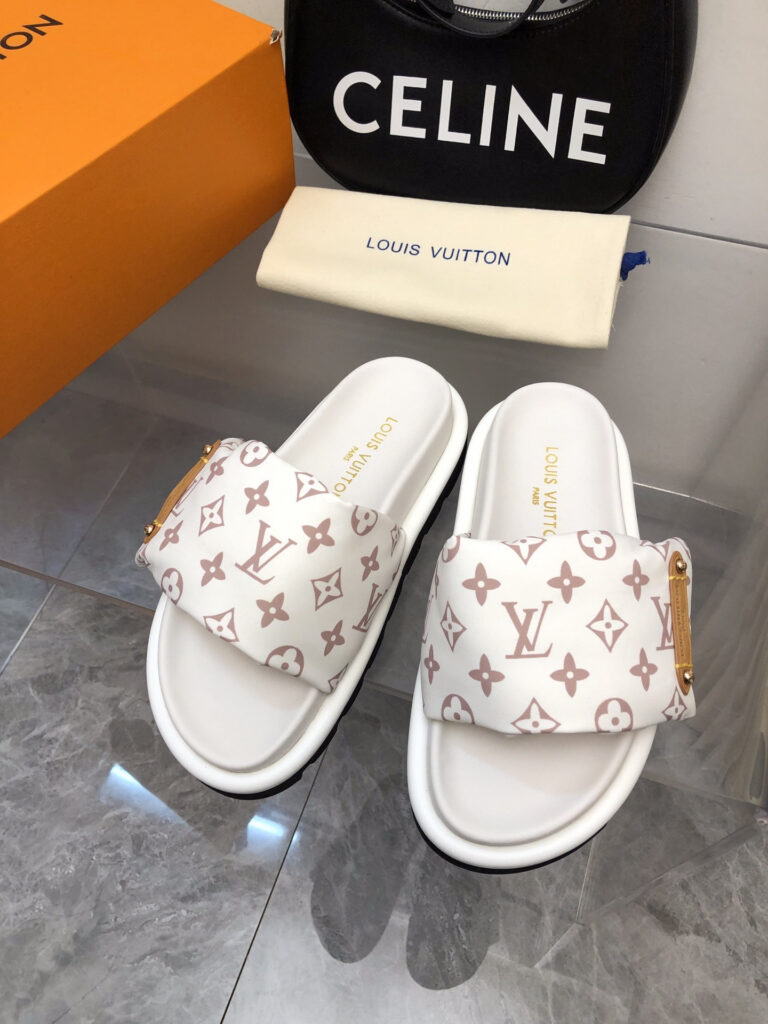 Louis Vuitton Pool Pillow Comfort Mule Piece editorial product context 1