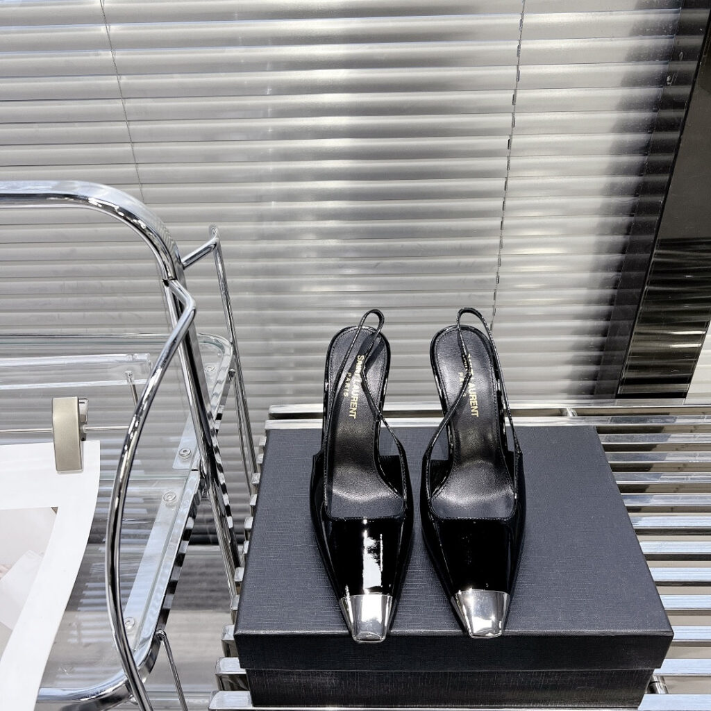Sa**t Lau*nt Heels Pumps editorial product context 1