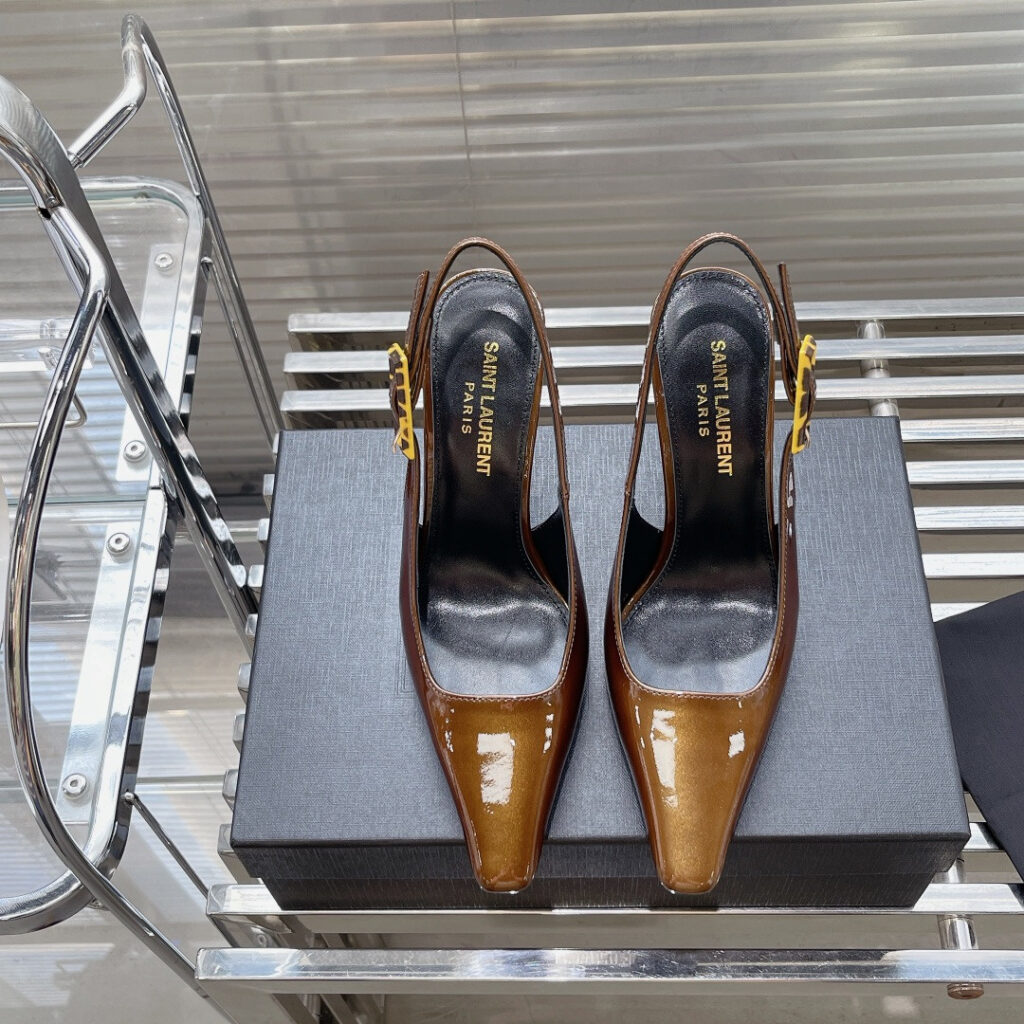 Sa**t Lau*nt Heels Pumps editorial product context 1