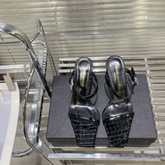 Saint Laurent jeanne slingback pumps in smooth leather