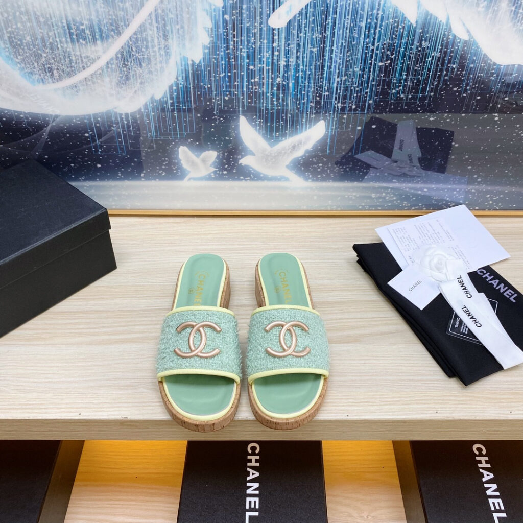 Cl Sandals editorial product context 1