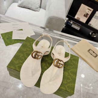 Gucci women's double g thong sandal