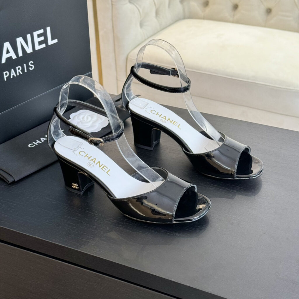 Cl Heels 5.5cm Pumps editorial product context 1