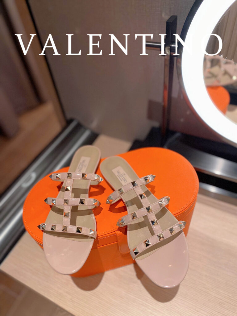 Valentino Mules Clutch editorial product context 1