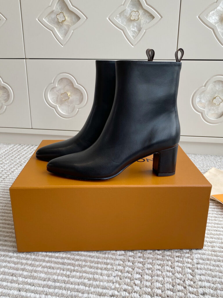 Louis Vuitton Donna Ankle Boot Boots editorial product context 1