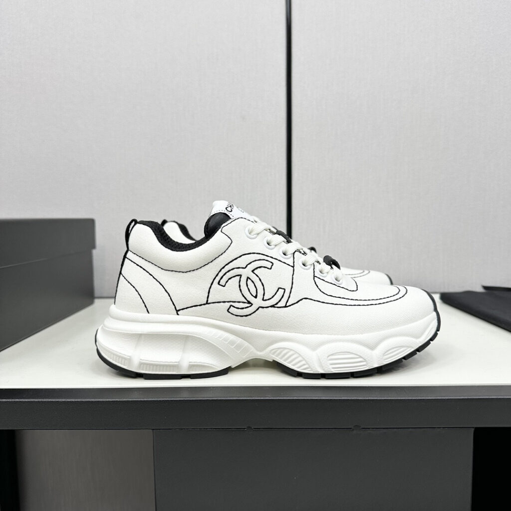 Cl Sneakers editorial product context 1