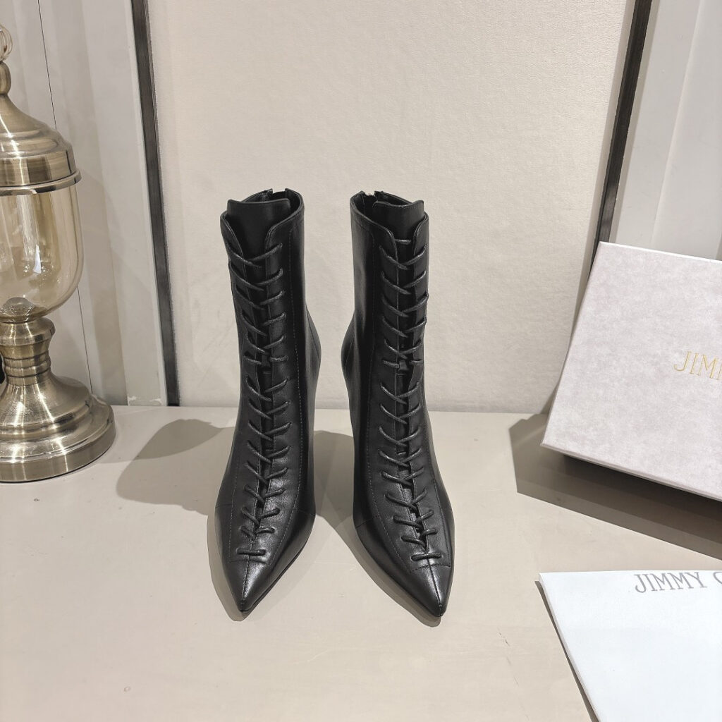 Ji*y Ch* Scarlett High 10cm Boots 10 cm editorial product context 1
