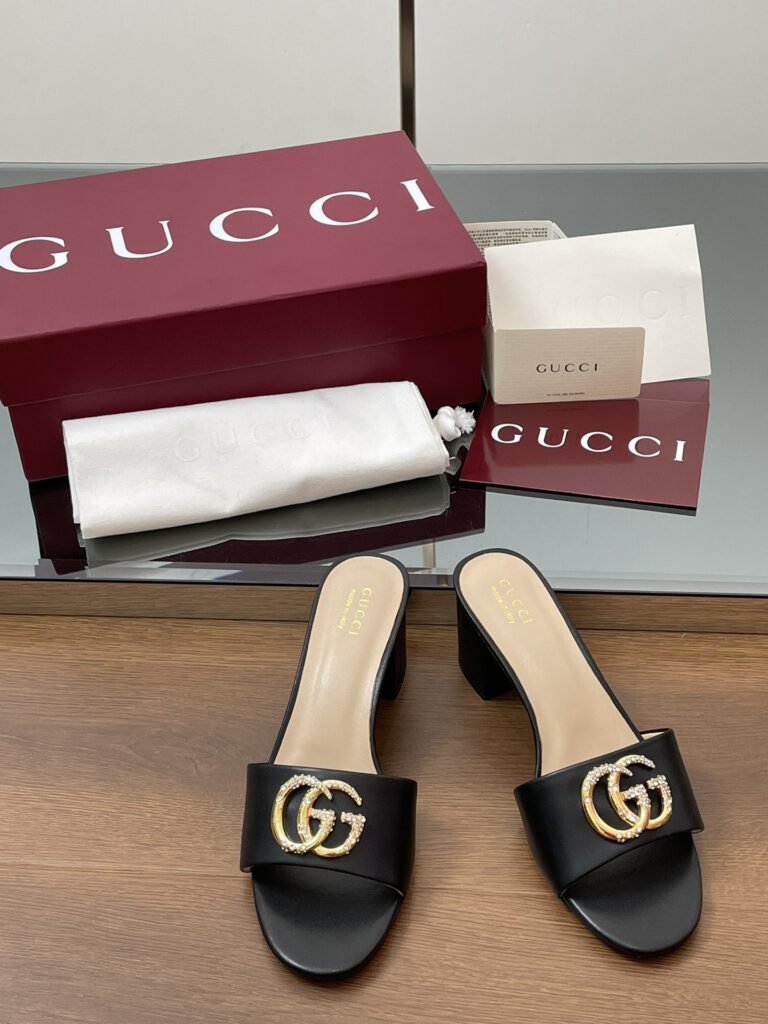 Gucci Women's Sandal Sandals editorial product context 1