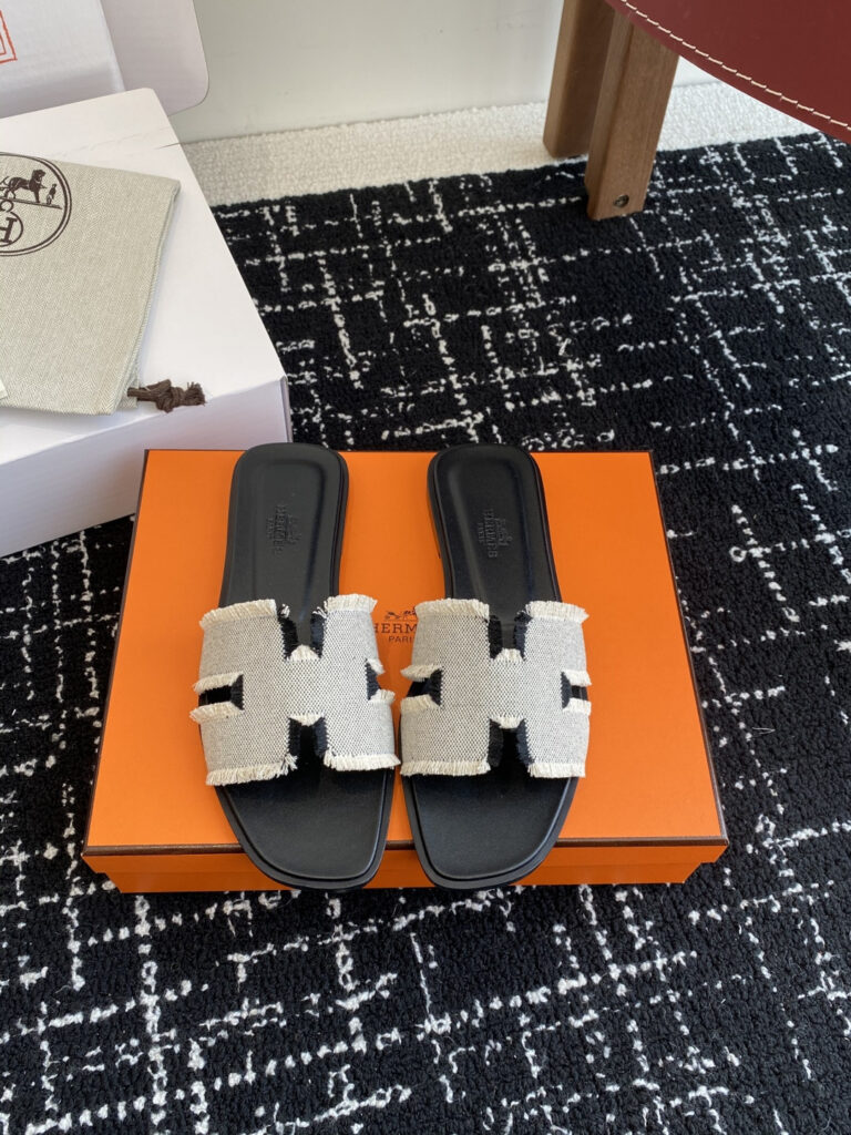 Hermes sandals editorial product context 1
