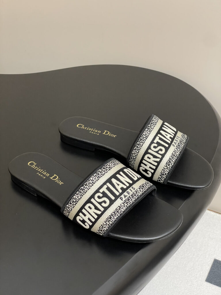 Dior DWAY SLIDES editorial product context 1
