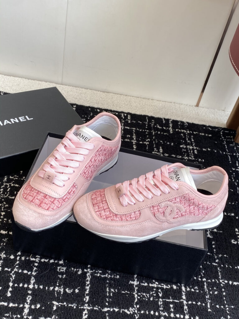 Cl Sneakers editorial product context 1