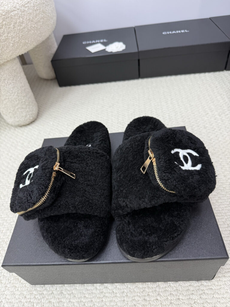 Louis Vuitton slides editorial product context 1