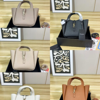 Saint Laurent Shoulder Bag