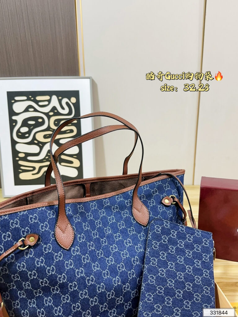 Gucci Gray Bag editorial product context 3