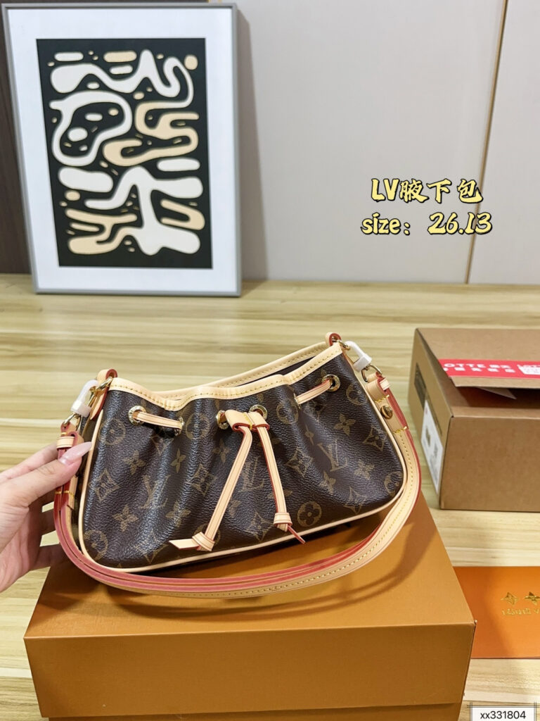 Louis Vuitton Crossbody Bag editorial product context 2
