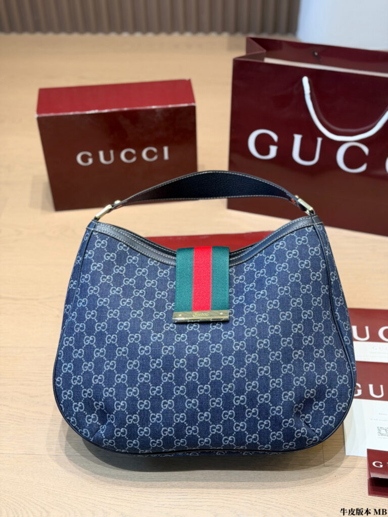 Gucci Leather Hobo Bag editorial product context 3