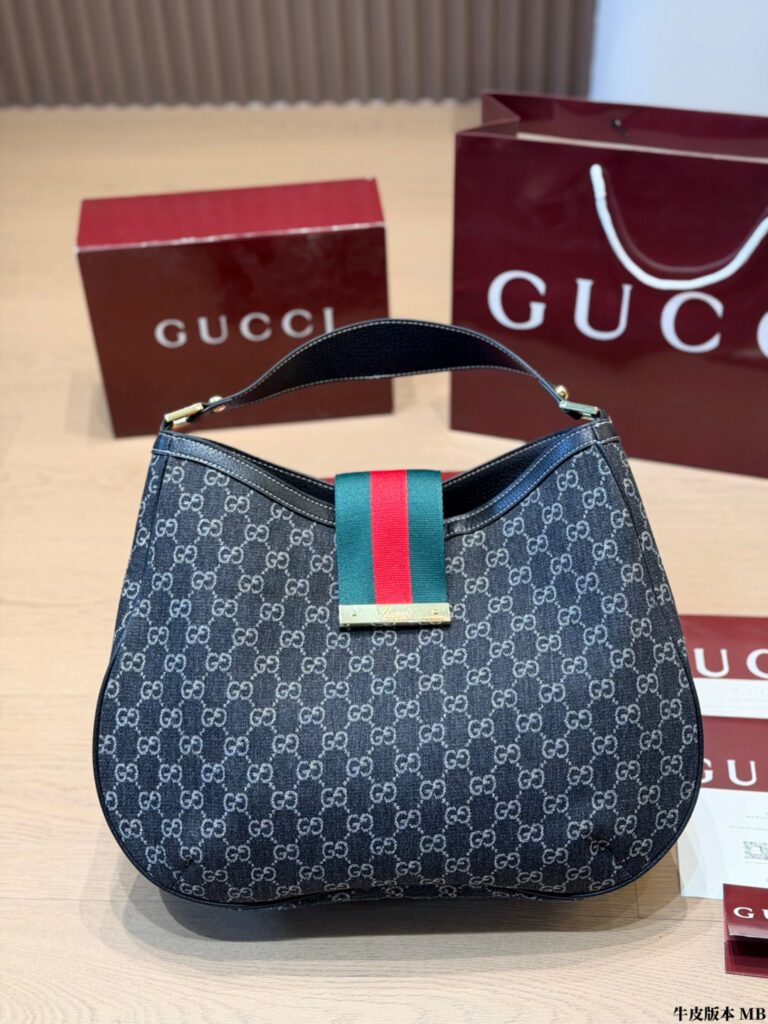Gucci Leather Hobo Bag editorial product context 2