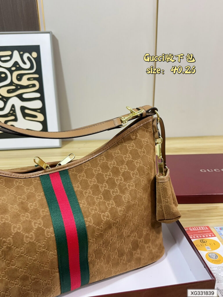 Gucci Hobo Bag editorial product context 2