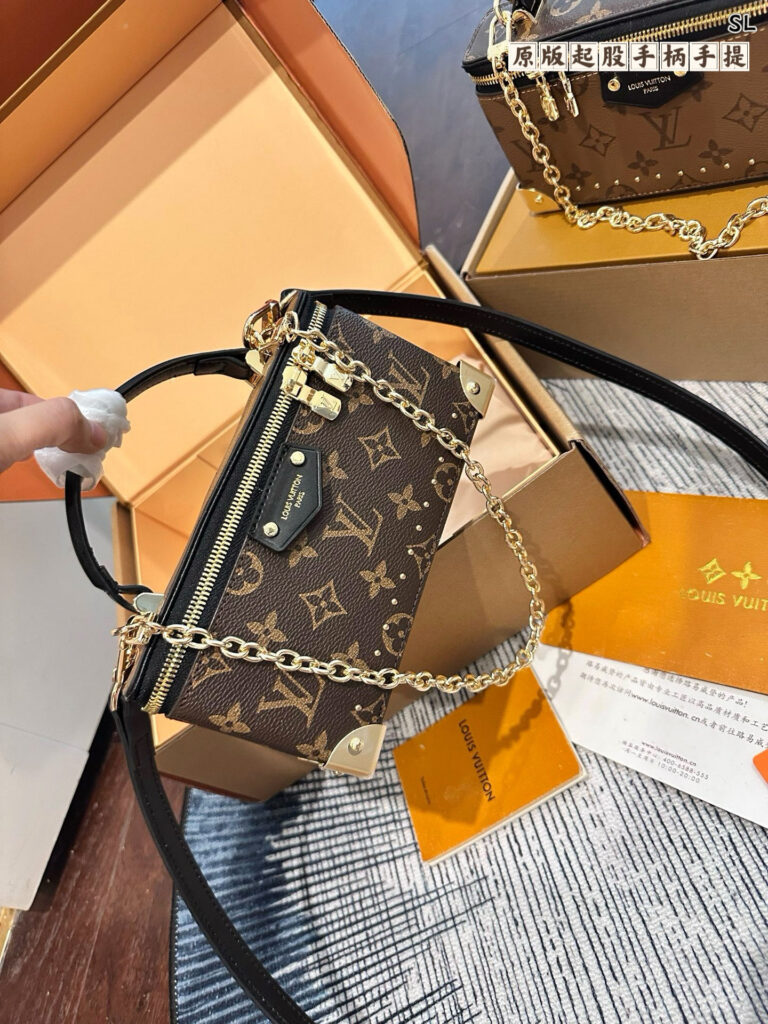 Louis Vuitton Bag editorial product context 2