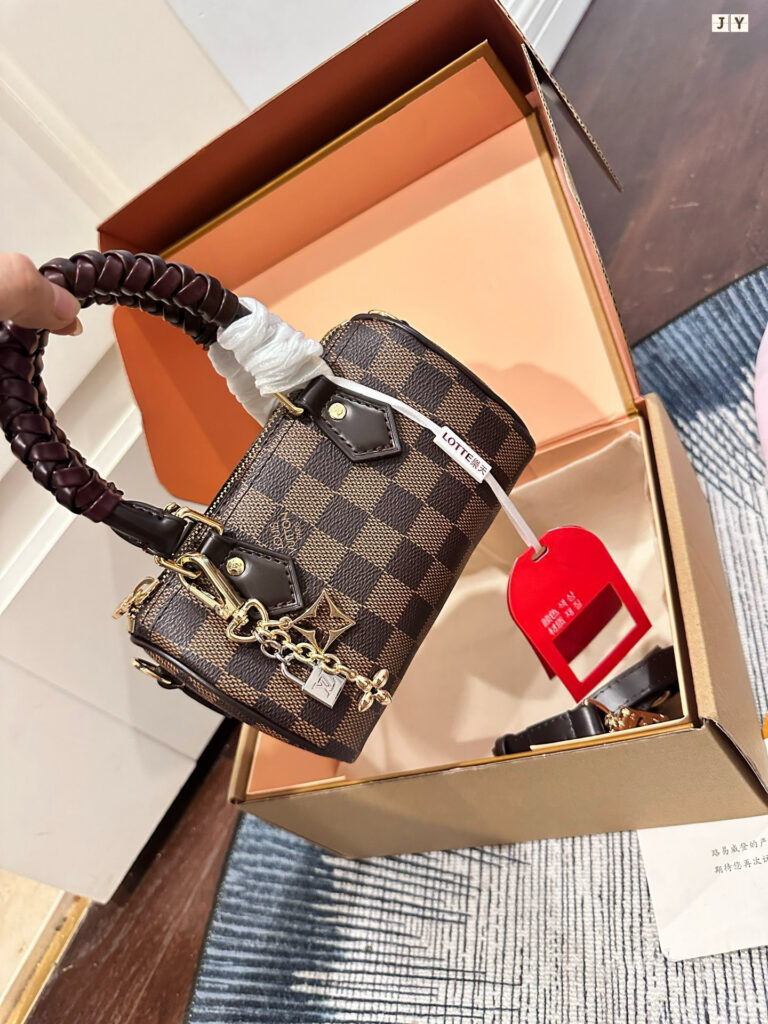 Louis Vuitton Bag editorial product context 2