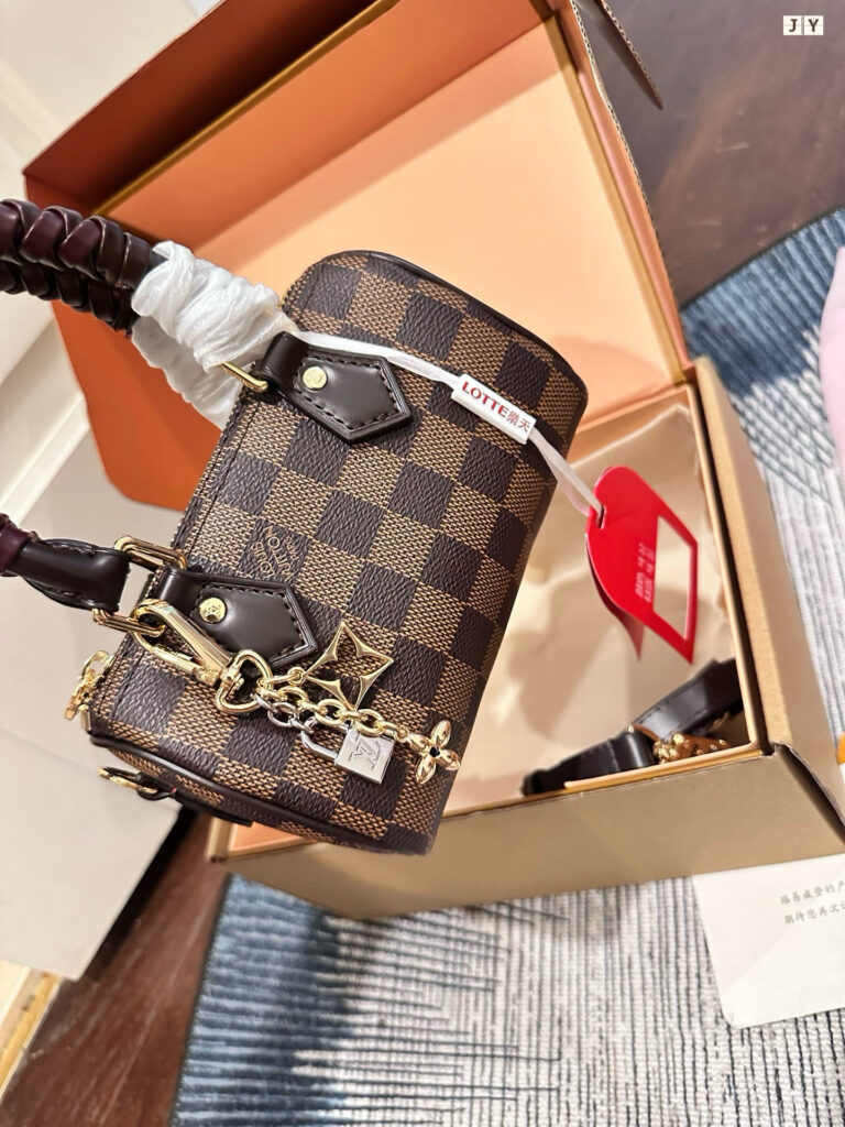 Louis Vuitton Bag editorial product context 3