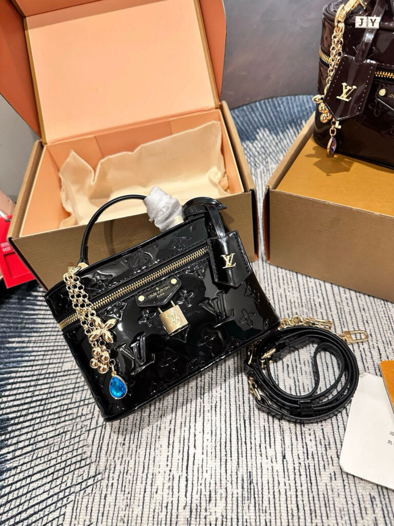 Louis Vuitton Bag editorial product context 1
