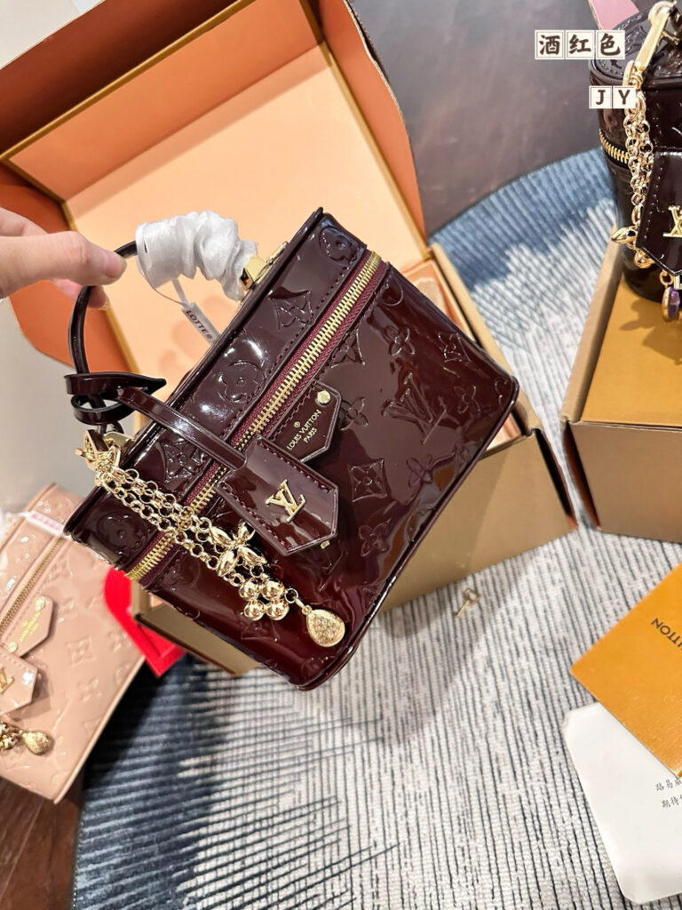 Louis Vuitton Bag editorial product context 2